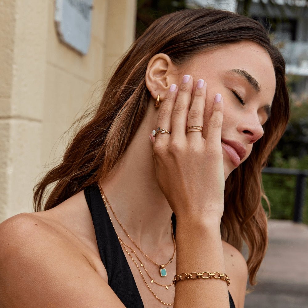 Crystal White Blossom Ring Gold - Beautiful Earth Boutique