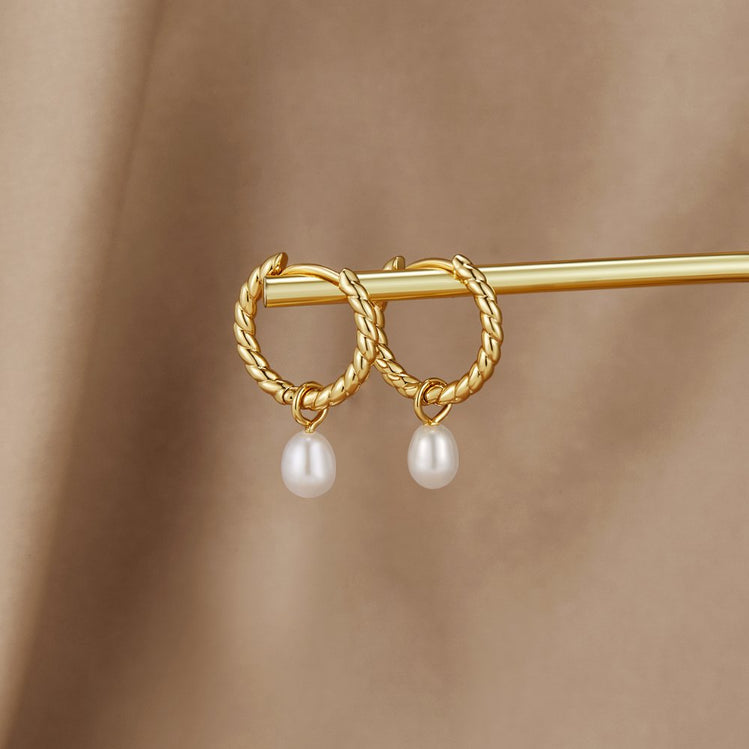 Layla Pearl Twist Earrings - Beautiful Earth Boutique