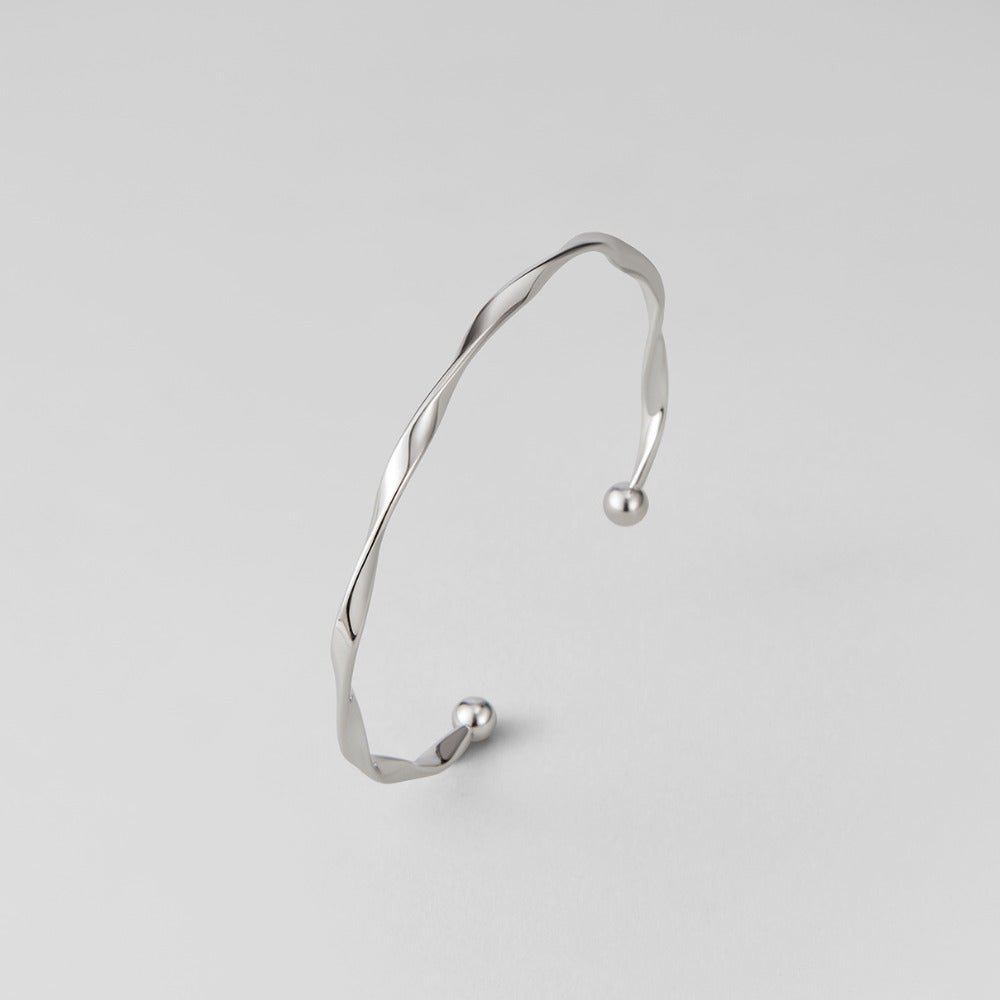 Twisted Imari Silver Bangle - Beautiful Earth Boutique